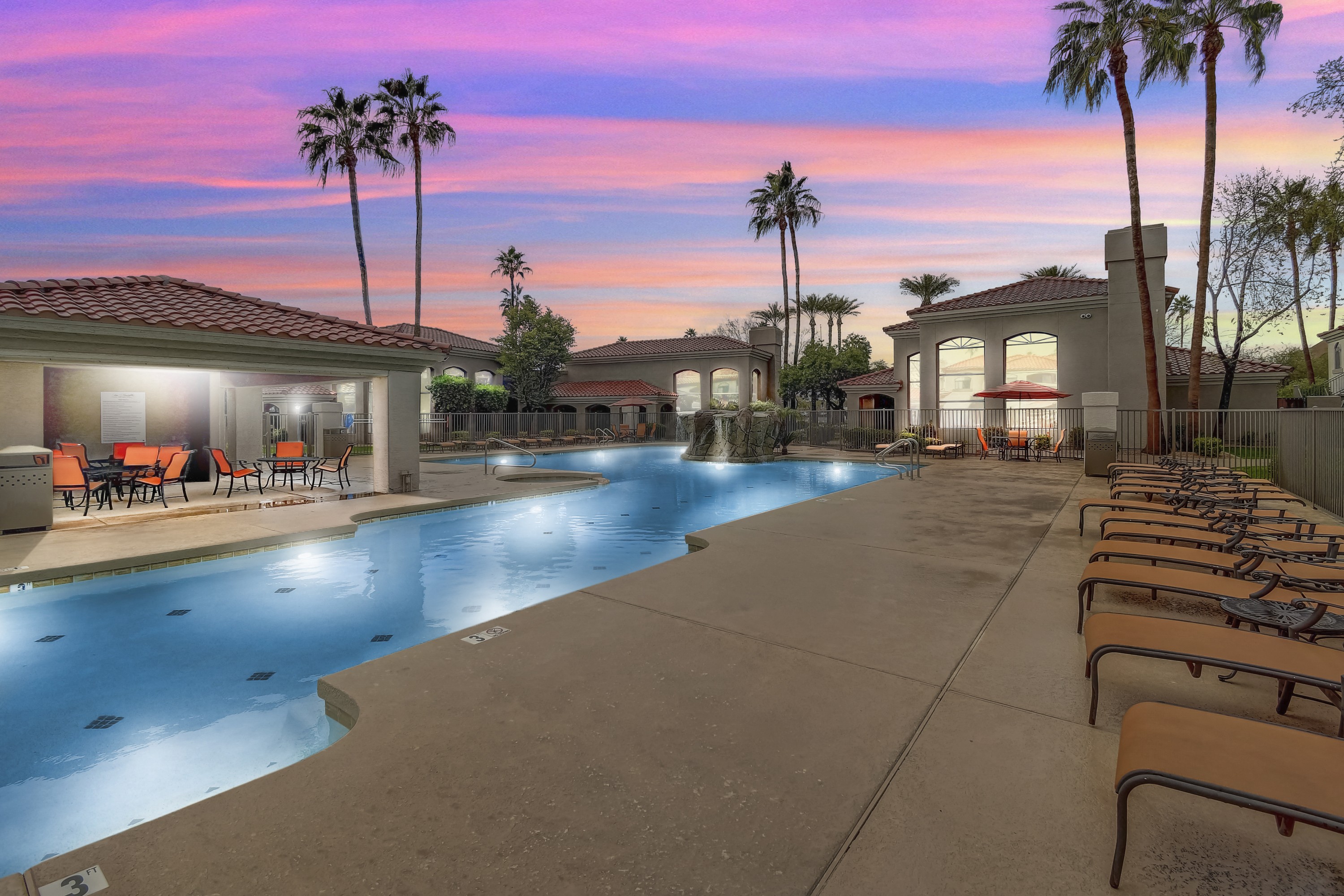 San Montego Apartments photo 4
